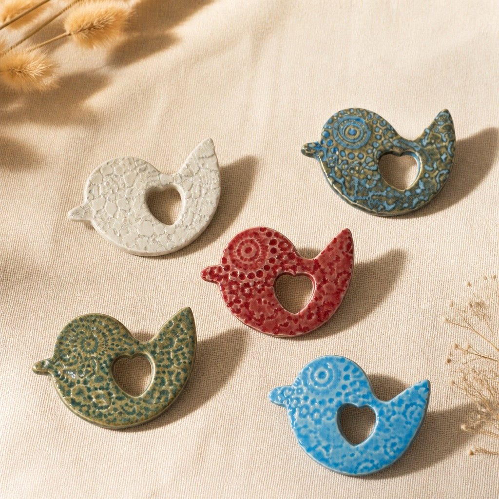 Bird Eyewear Pin